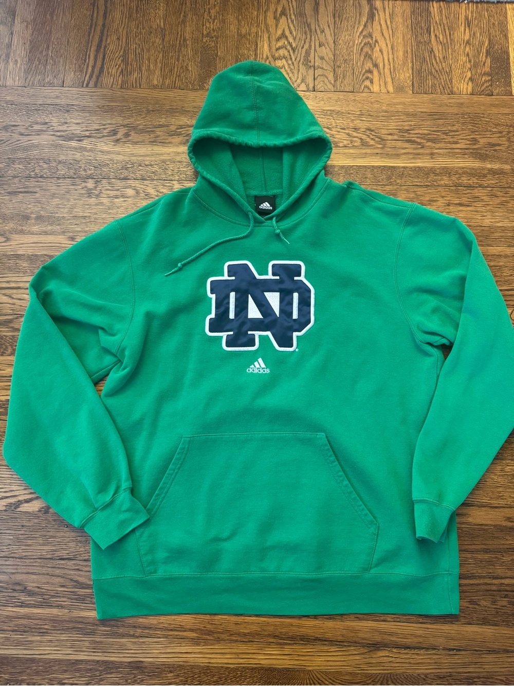 NOTRE DAME VINTAGE adidas Green Notre Dame Pullover Hoodie with Navy Logo.